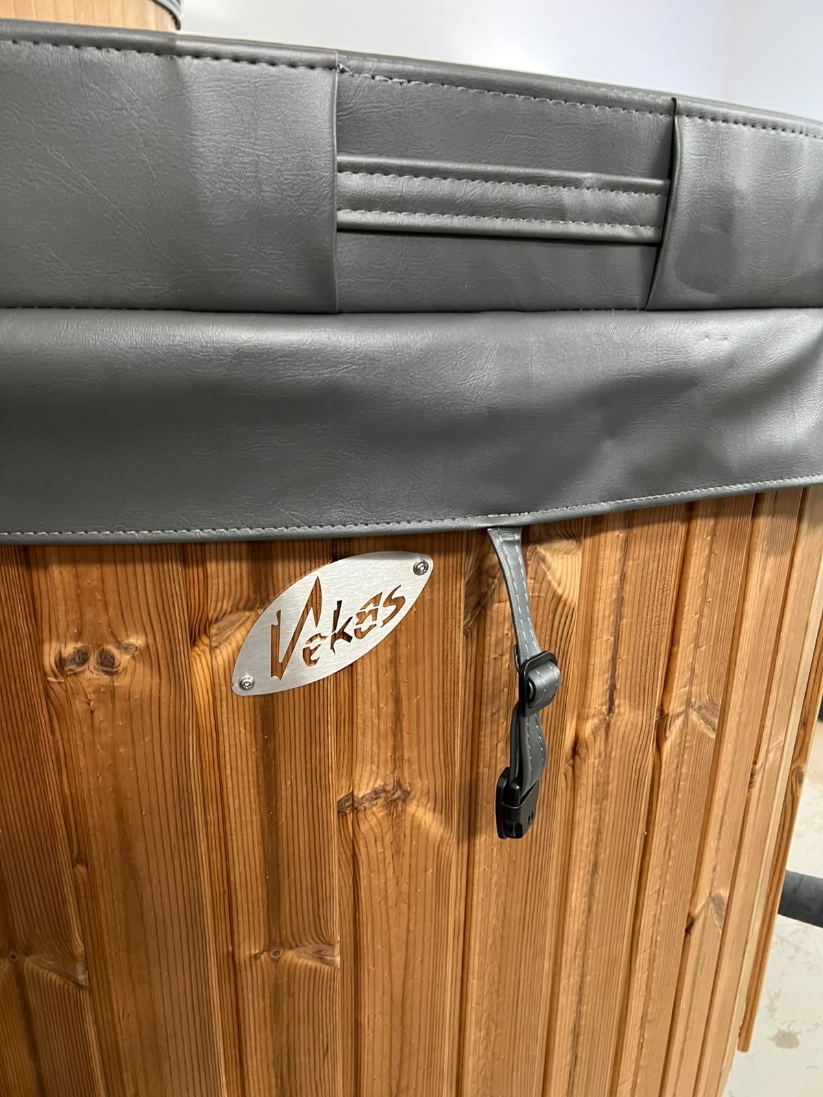 Pyöreä paljun lämpökansi 5 hengen paljuun, Ø 170 cm